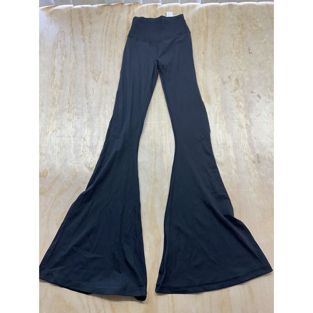 Aerie Offline Real Me‎ NWTs Womens XS Black High Rise Long Super Flare Leggings